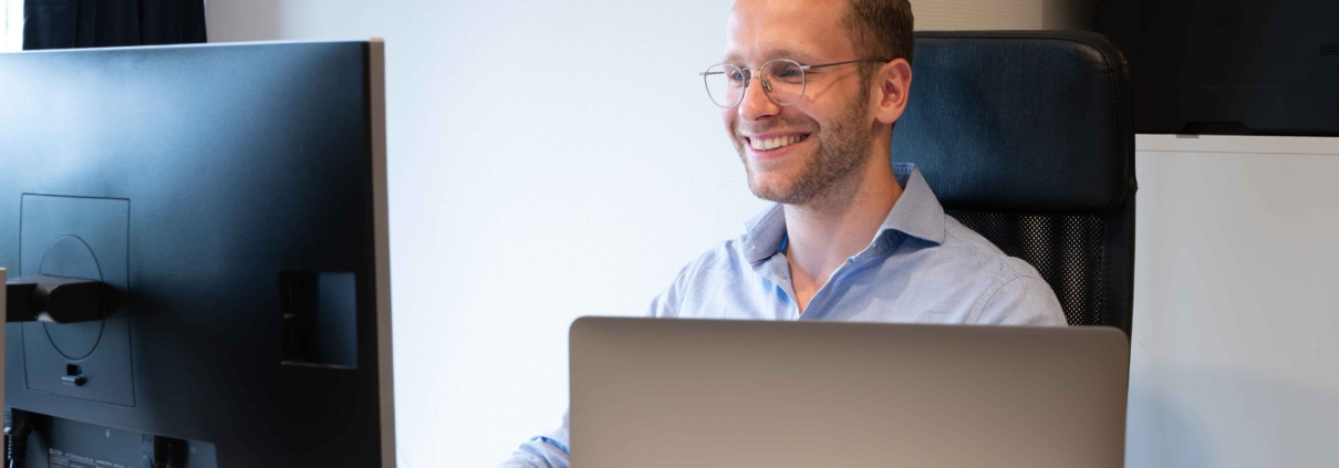 Kennis artikel over business analyse met AI en het menselijk perspectief.