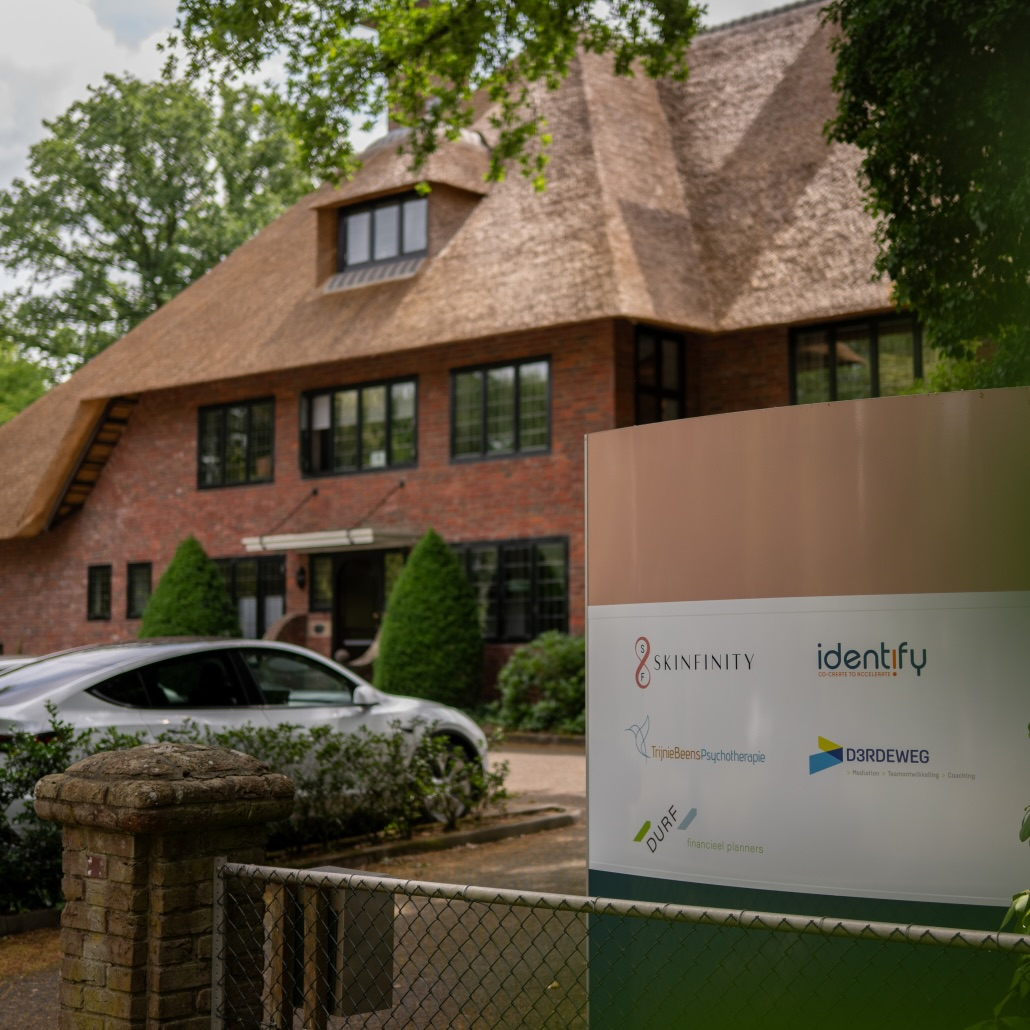 Kantoor IT consultancy bureau voor Agile werken, Business Analise en IT testen met kennis van AI, Data gedreven en digitale transformatie, Identify in Amersfoort