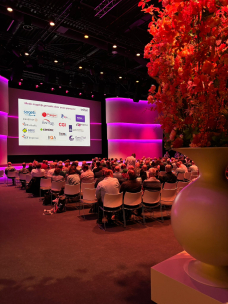 Identify heeft onbeperkt opleidingsbudget om beurzen en events te bezoeken of om een cursus te volgen